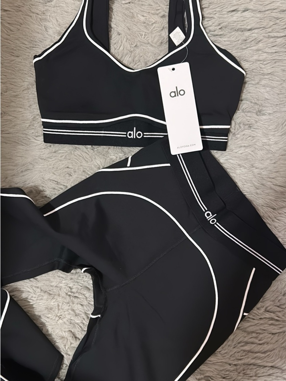 ALO Yoga Black Sports Bra and Leggings with White Piping - Picture 3 of 4